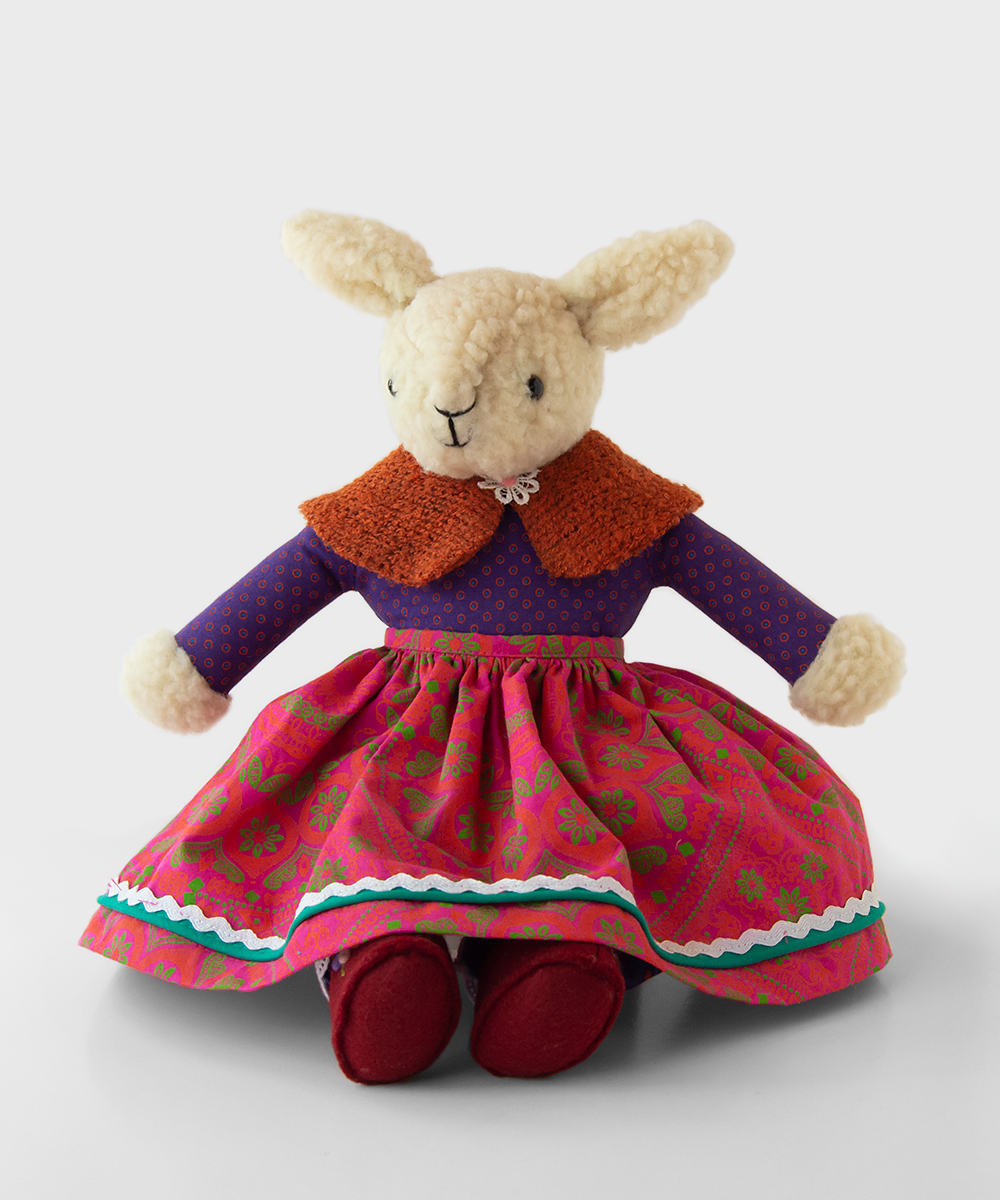Melo Lamb soft toy sheep